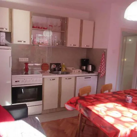Apartment In 39135