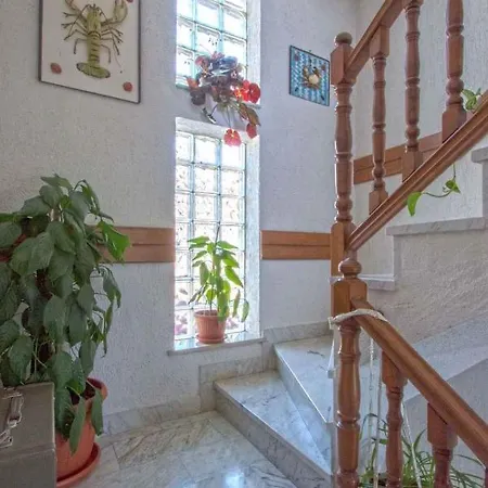 Apartment In 39135